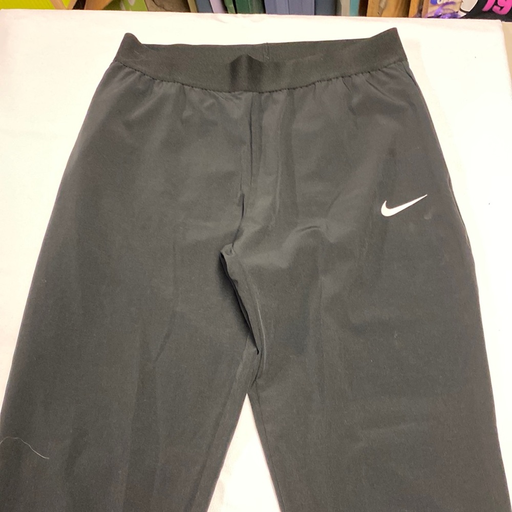 Nike light weight joggers